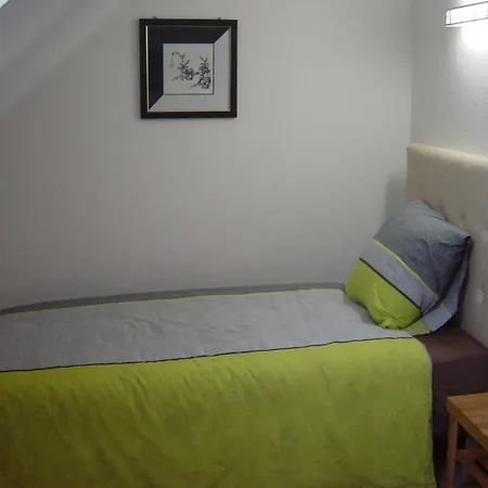 Couette-café Chambres D'hotes De La Motte